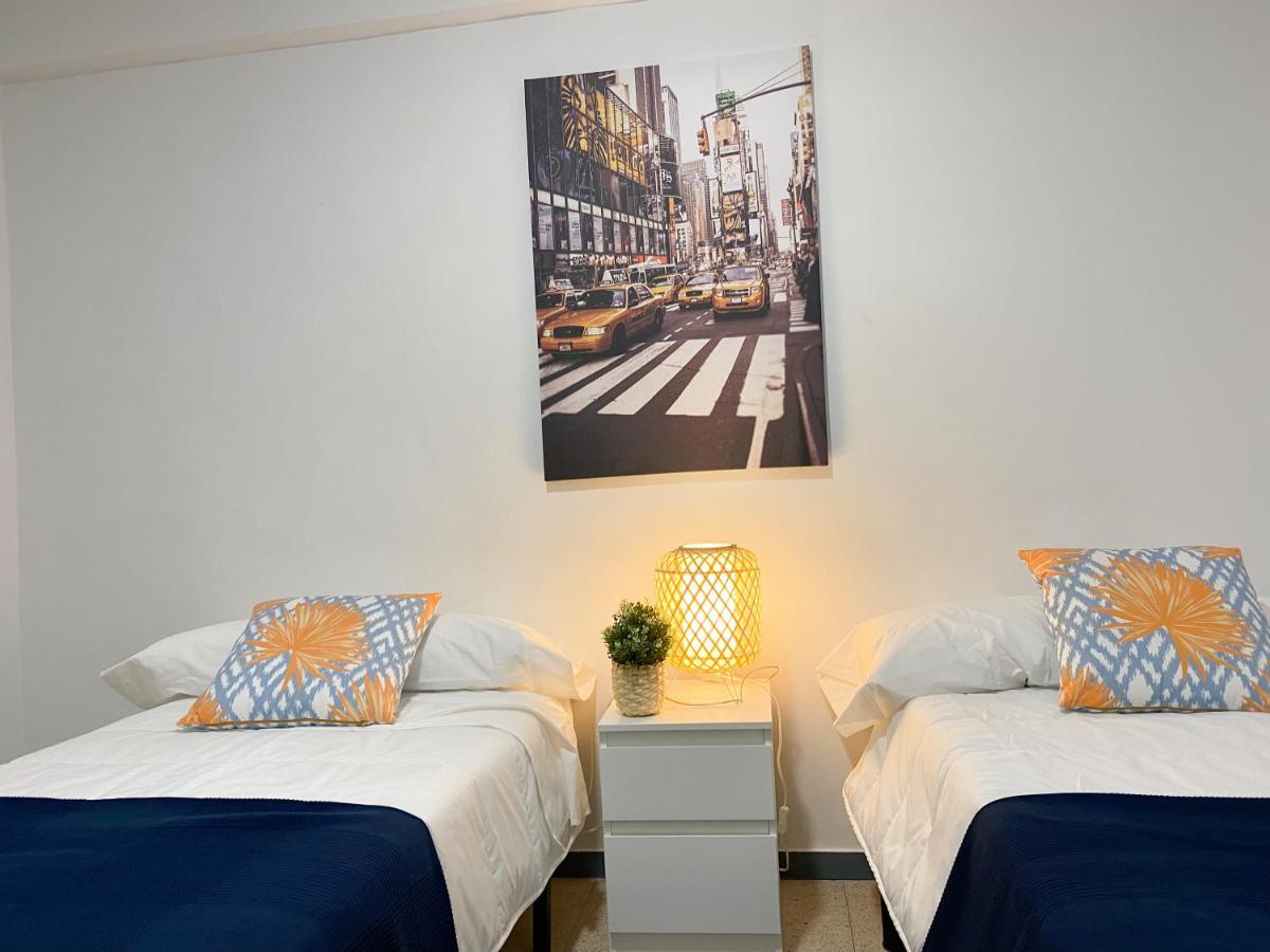 Piso Primera Linea De Playa Laredo Exterior photo